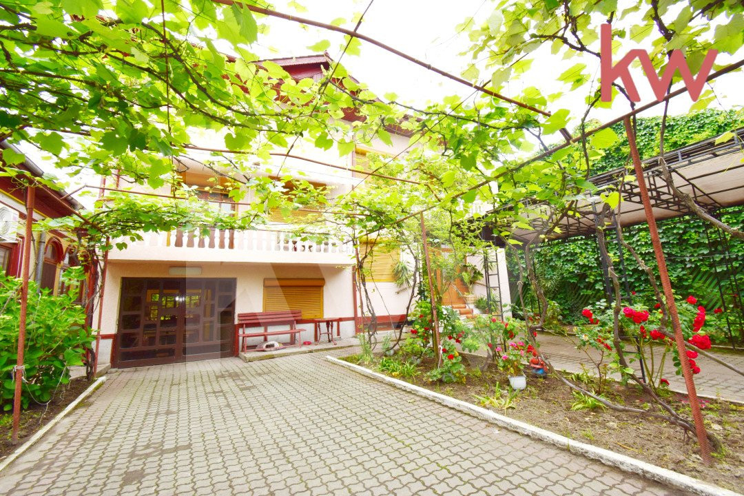 Casa deosebita construita cu simt de raspundere , Bariera Valcii, teren 433 mp