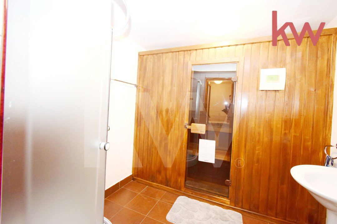 Casa deosebita construita cu simt de raspundere , Bariera Valcii, teren 433 mp