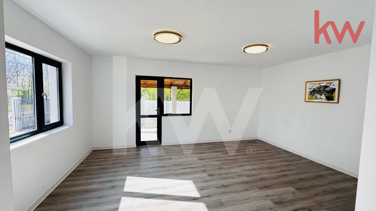 Casa noua, 3 camere, complet finisata, Carcea